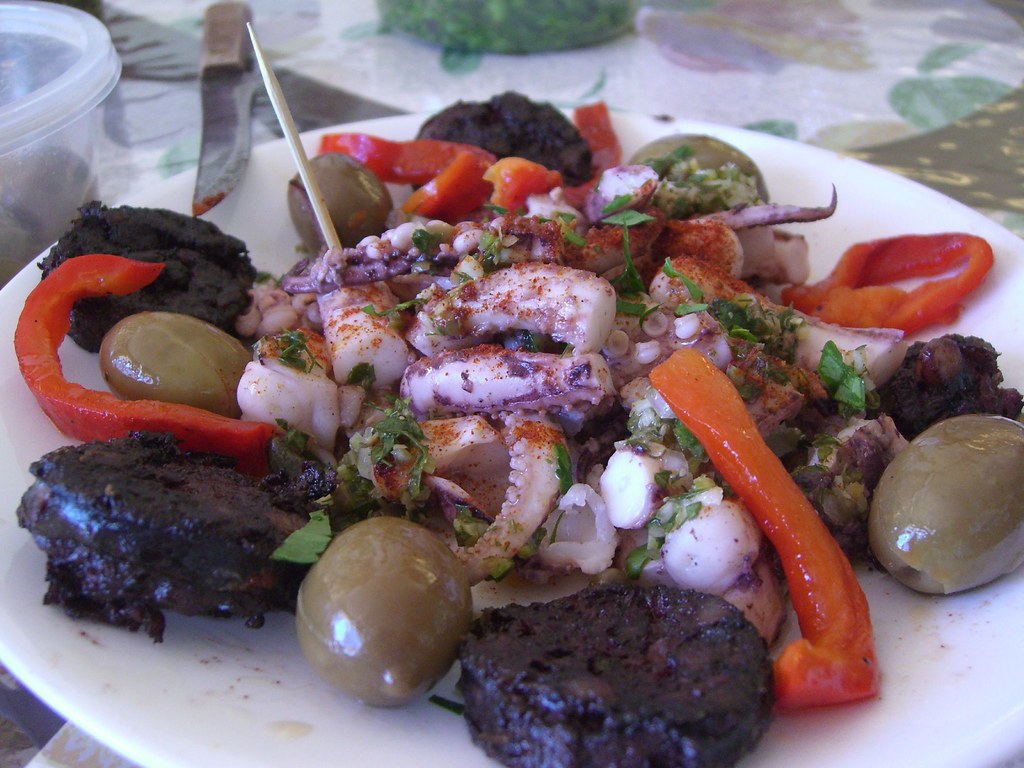 Pulpo a la gallega con pimentón